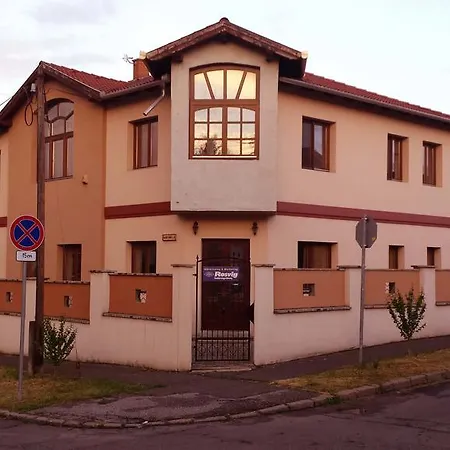 Maison d'hôtes Retron *